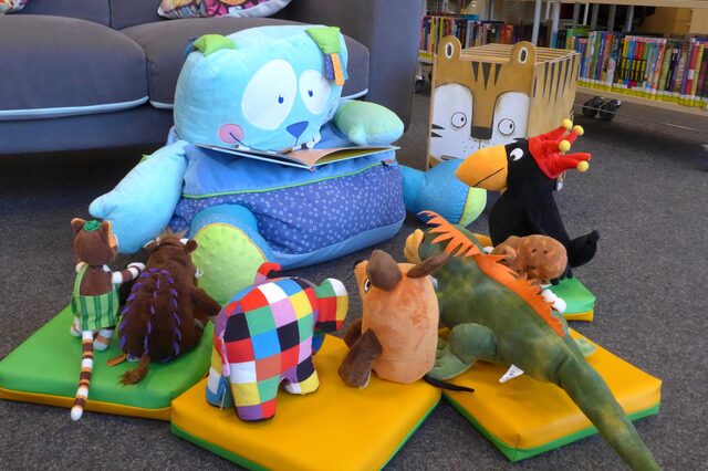 Vorlesen in der Stadtteilbibliothek Gravenbruch