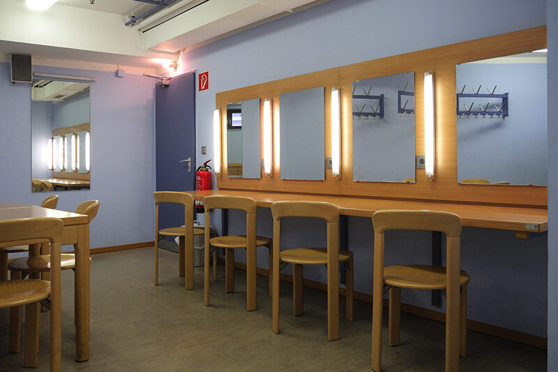 kuenstlergarderobe