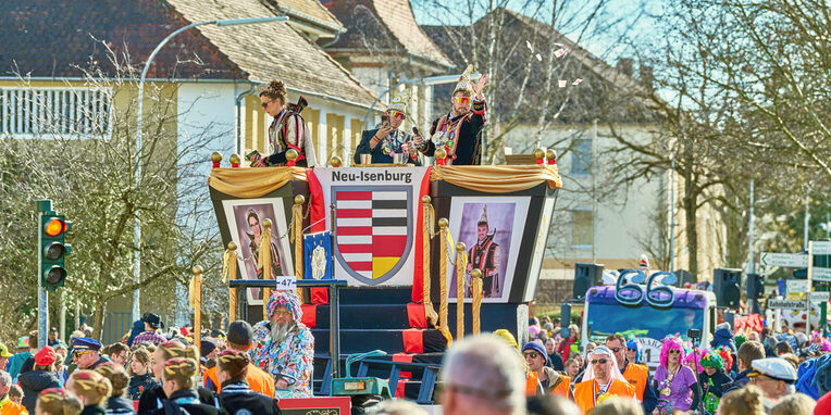 Neru-Isenburg: Lumpenmontag Narrenumzug.